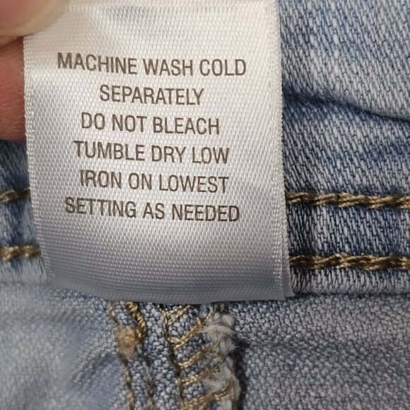 Womens Summer Mom Jeans Capri Light Wash Basic Casual Comfy Cozy Skinny 18 Blue - Picture 11 of 14